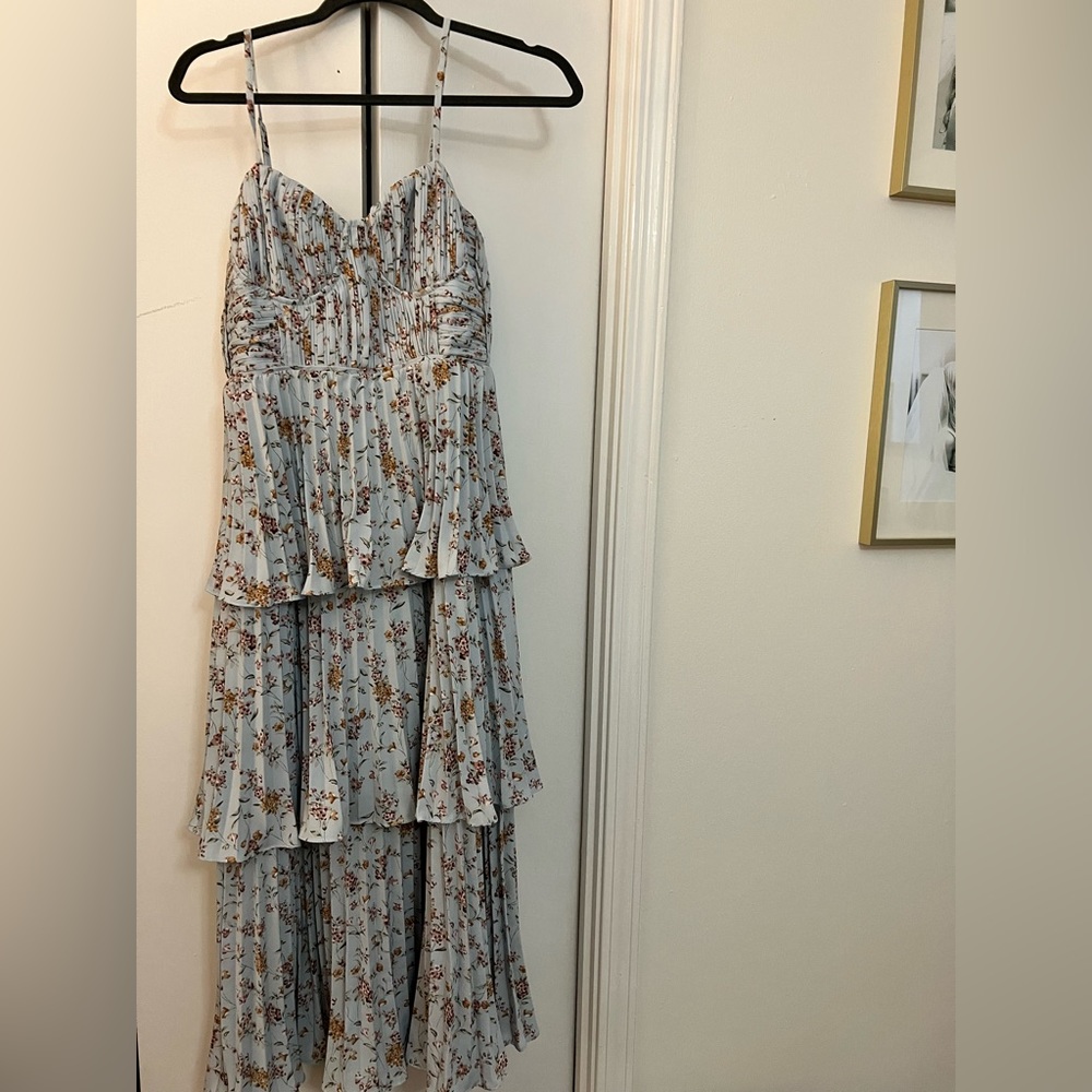 Lulus blue floral midi dress